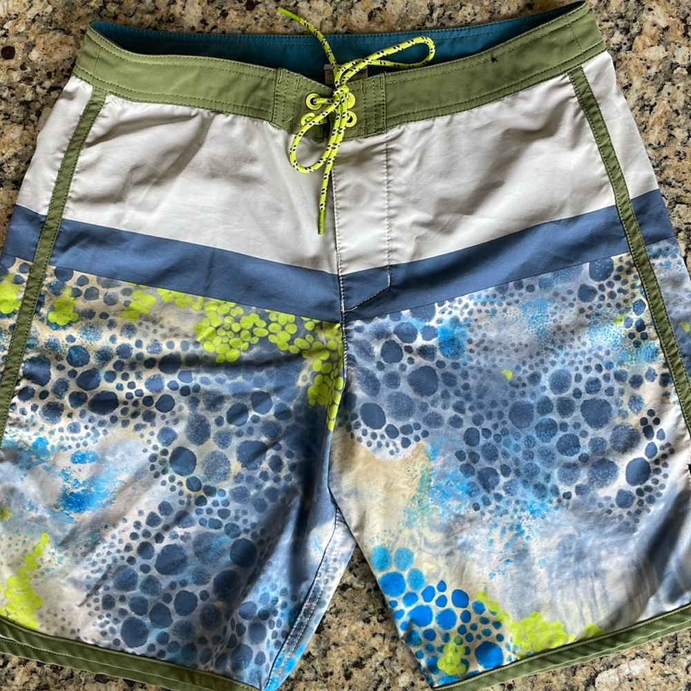 Depactus Board Shorts Mens size 32 Like New Where Land Meets Sea Recycled Fabric